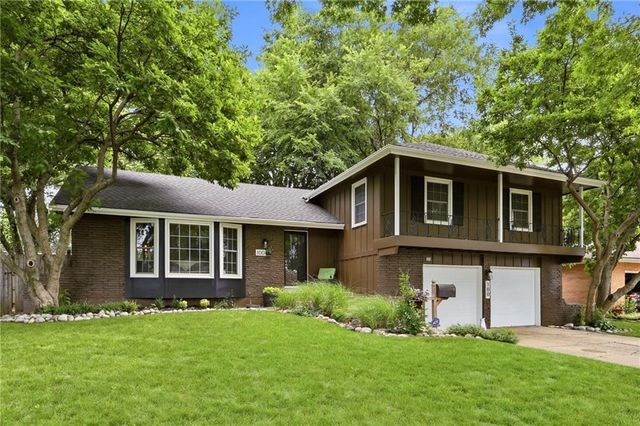 100 W 109th Terrace, Kansas City, MO 64114