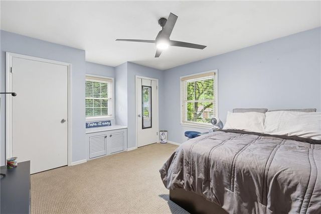 100 W 109th Terrace, Kansas City, MO 64114