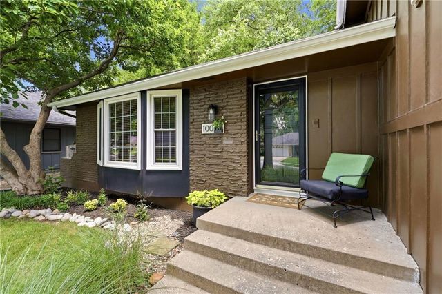 100 W 109th Terrace, Kansas City, MO 64114
