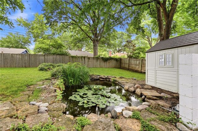 100 W 109th Terrace, Kansas City, MO 64114