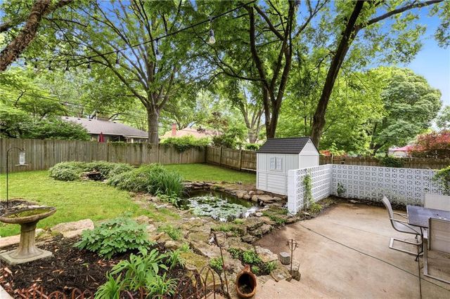 100 W 109th Terrace, Kansas City, MO 64114