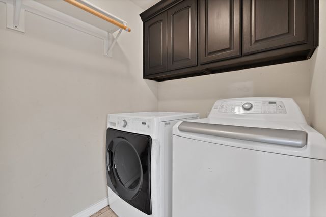 2150 Mccoy Road, Carrollton, TX 75006