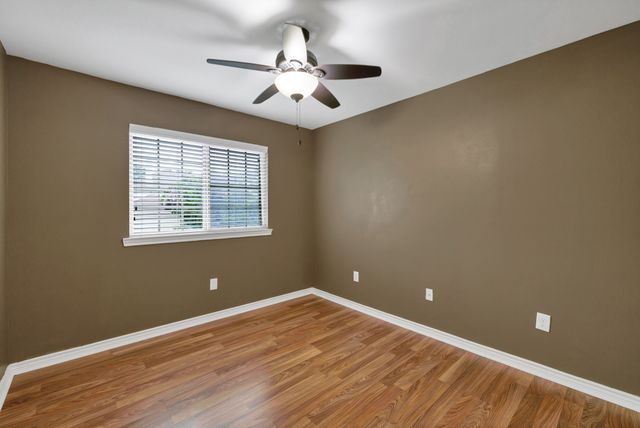 2150 Mccoy Road, Carrollton, TX 75006