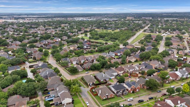 2150 Mccoy Road, Carrollton, TX 75006