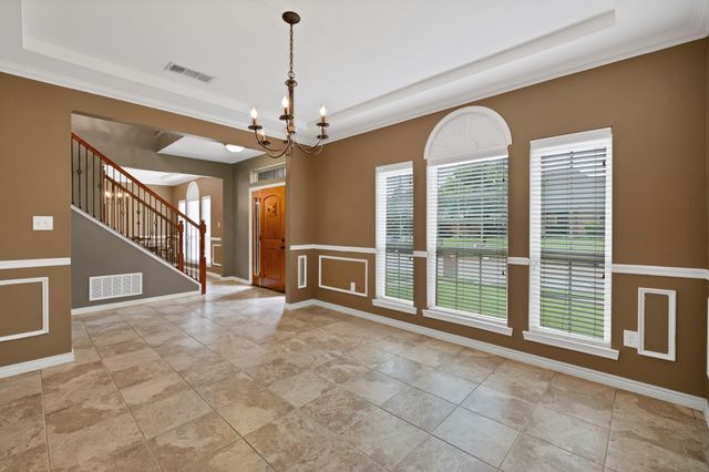 2150 Mccoy Road, Carrollton, TX 75006