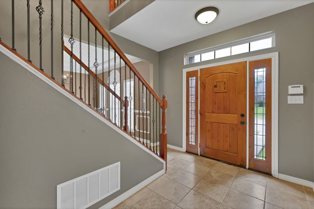 2150 Mccoy Road, Carrollton, TX 75006