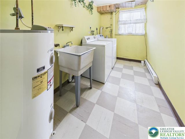 3314 Division Street, Palmer Twp, PA 18045