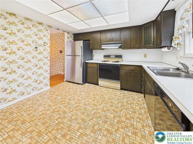 3314 Division Street, Palmer Twp, PA 18045