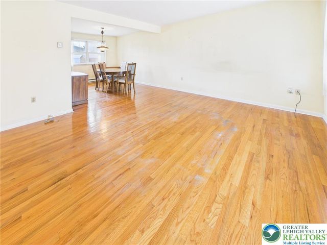 3314 Division Street, Palmer Twp, PA 18045