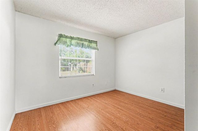 2022 LANCE COURT, Dover, FL 33527