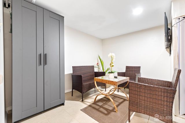 696 Hanson Avenue, Perth Amboy, NJ 08861