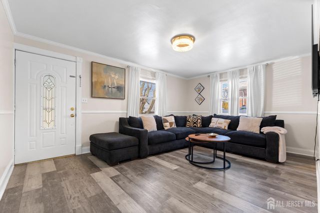 696 Hanson Avenue, Perth Amboy, NJ 08861