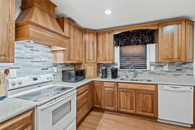 9376 Maple Ridge Drive, Saraland, AL 36571