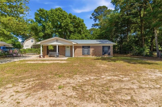 9376 Maple Ridge Drive, Saraland, AL 36571