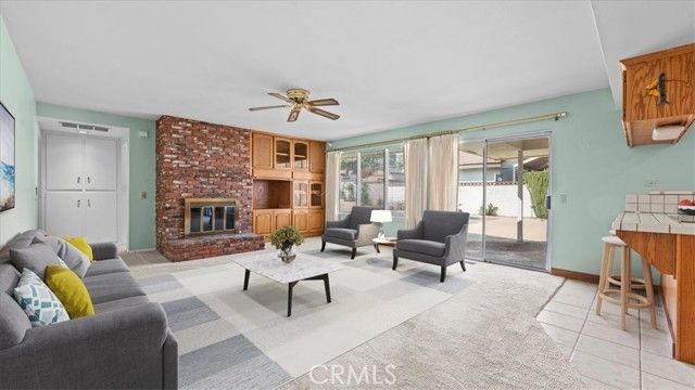 1837 N 1st, Upland, CA 91784