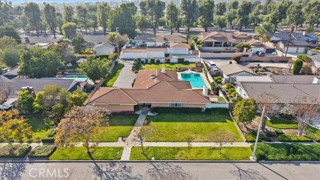 1837 N 1st, Upland, CA 91784