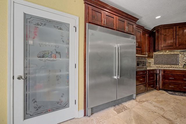 4720 State Highway 21 E, Hemphill, TX 75948