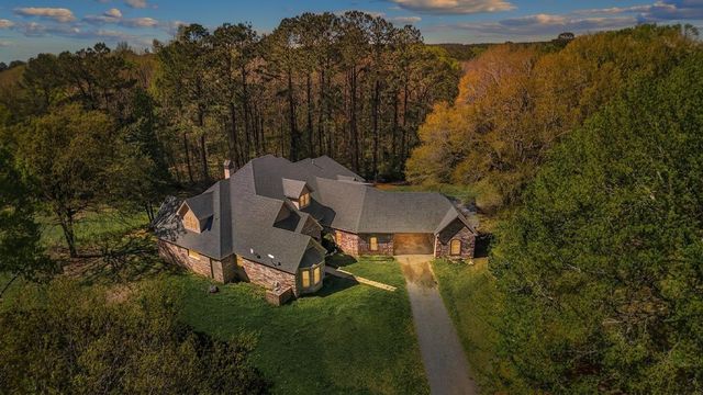 4720 State Highway 21 E, Hemphill, TX 75948