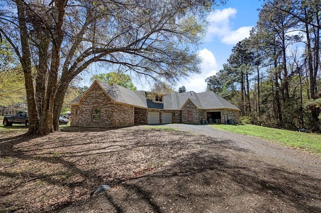 4720 State Highway 21 E, Hemphill, TX 75948