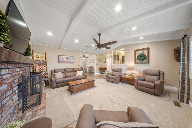 2320 E Canal Dr, Turlock, CA 95380