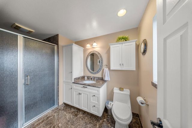 2320 E Canal Dr, Turlock, CA 95380