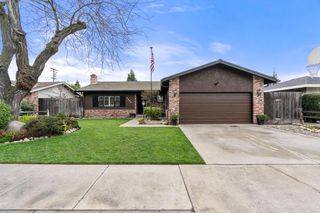 2320 E Canal Dr, Turlock, CA 95380