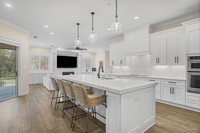 3175 Marcus Pointe Blvd, Pensacola, FL 32505