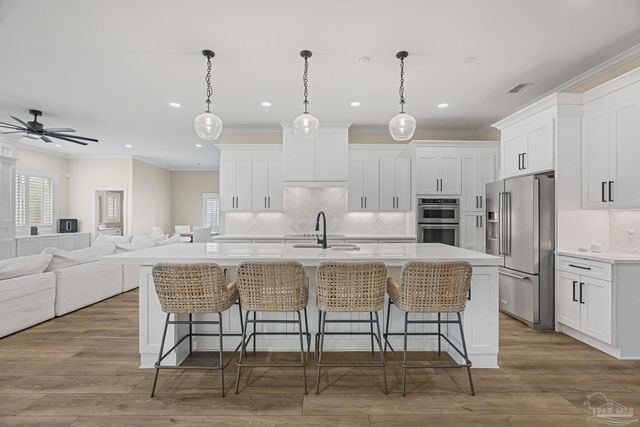 3175 Marcus Pointe Blvd, Pensacola, FL 32505