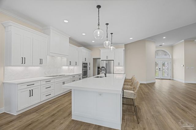 3175 Marcus Pointe Blvd, Pensacola, FL 32505