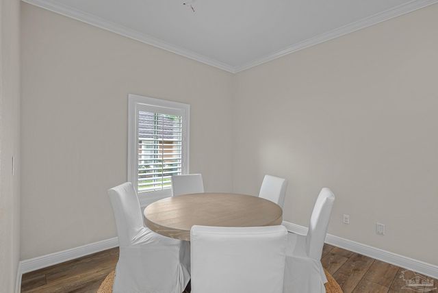 3175 Marcus Pointe Blvd, Pensacola, FL 32505