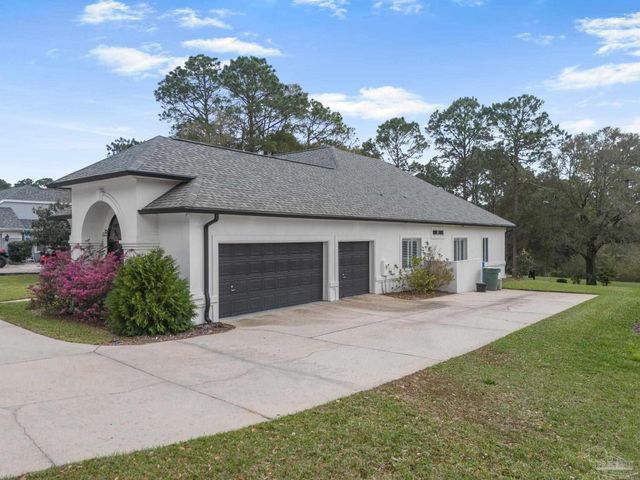 3175 Marcus Pointe Blvd, Pensacola, FL 32505