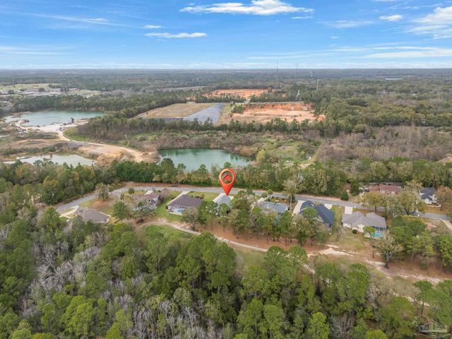 3175 Marcus Pointe Blvd, Pensacola, FL 32505