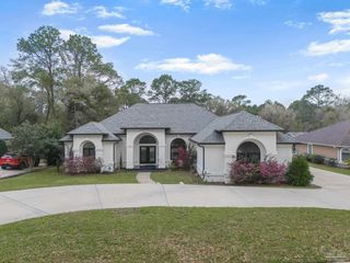 3175 Marcus Pointe Blvd, Pensacola, FL 32505