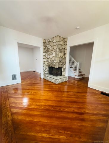 400 East Avenue, Bridgeport, CT 06610