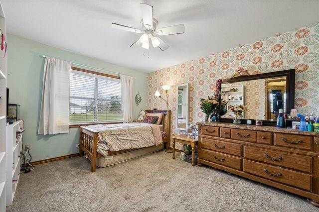 2919 Centerhill Circle, Bellville, TX 77418