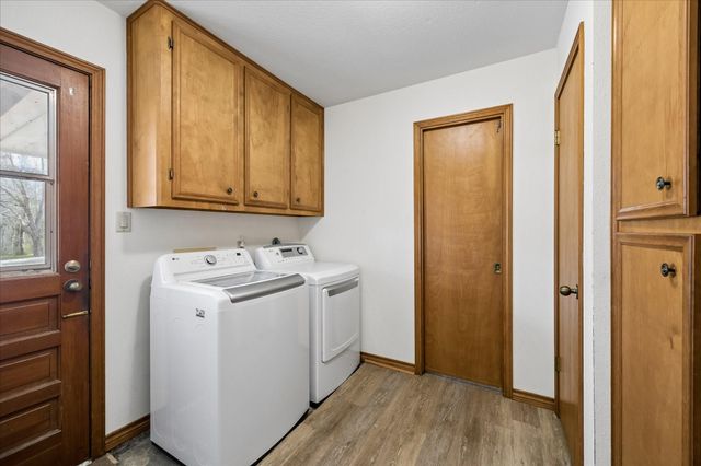 2919 Centerhill Circle, Bellville, TX 77418