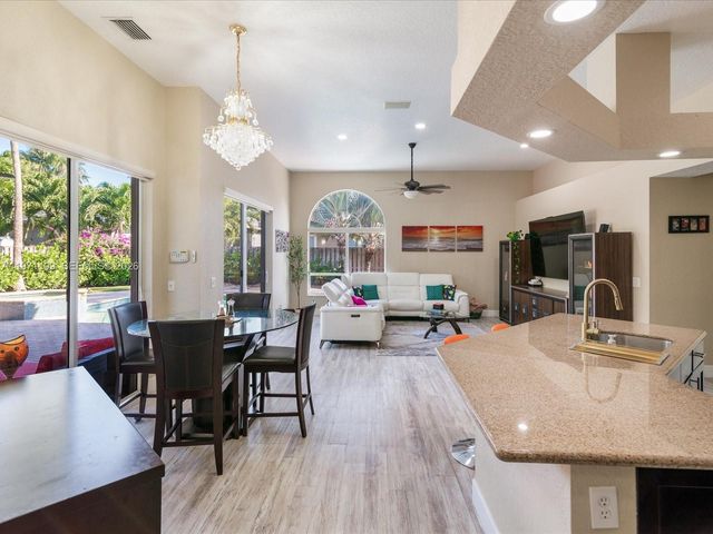 2221 NW 129th Ter, Pembroke Pines, FL 33028