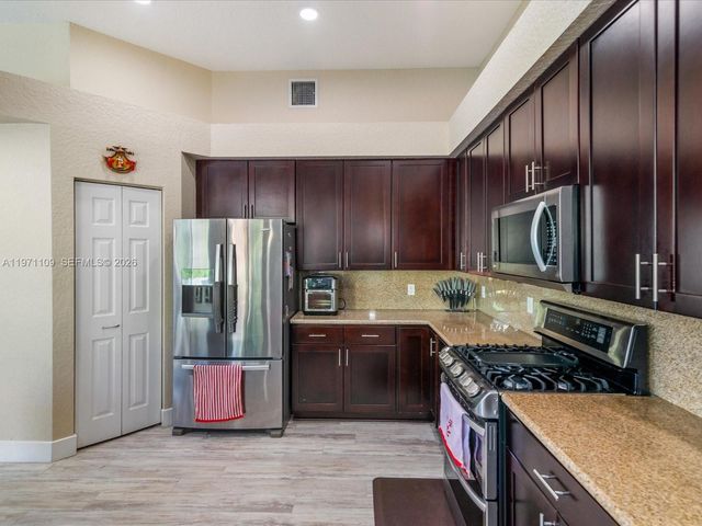 2221 NW 129th Ter, Pembroke Pines, FL 33028