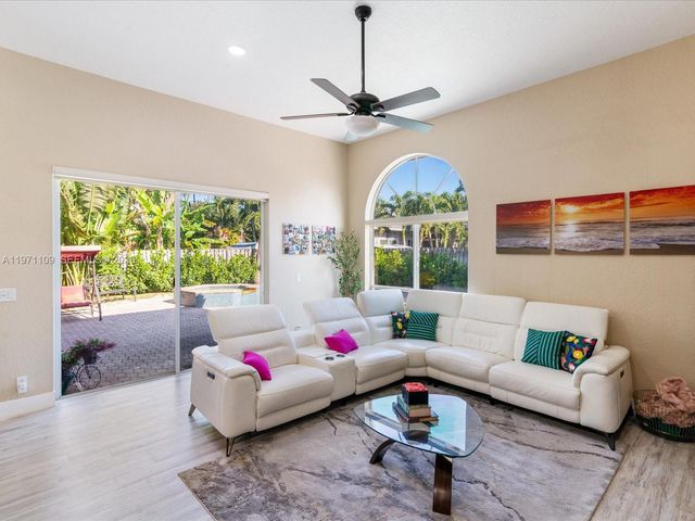 2221 NW 129th Ter, Pembroke Pines, FL 33028