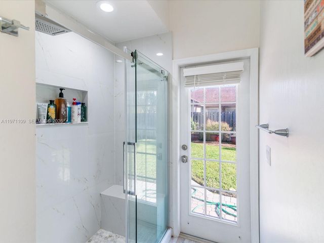 2221 NW 129th Ter, Pembroke Pines, FL 33028