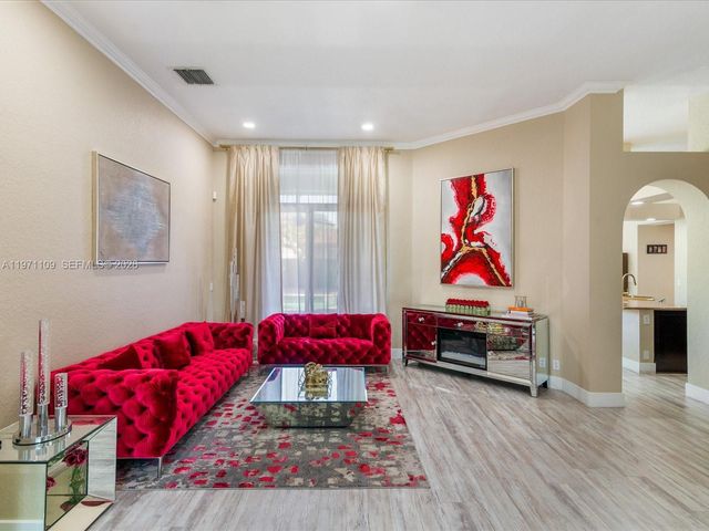 2221 NW 129th Ter, Pembroke Pines, FL 33028