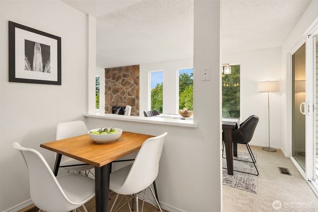 21006 NE 18th Place, Sammamish, WA 98074