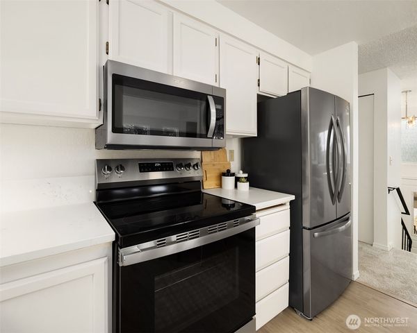 21006 NE 18th Place, Sammamish, WA 98074