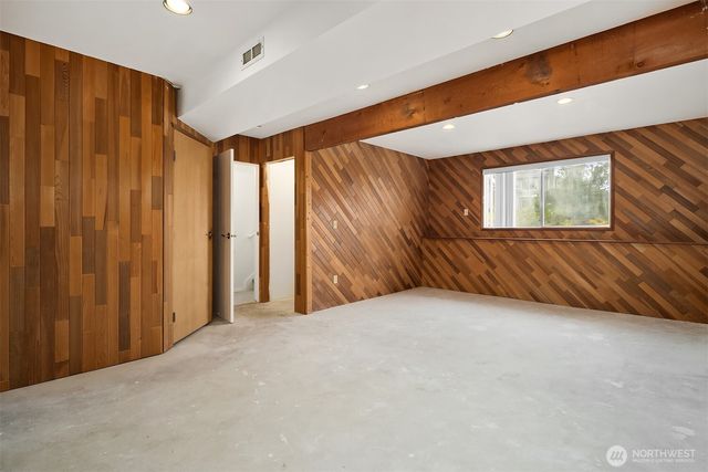 21006 NE 18th Place, Sammamish, WA 98074