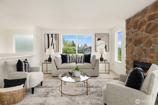 21006 NE 18th Place, Sammamish, WA 98074
