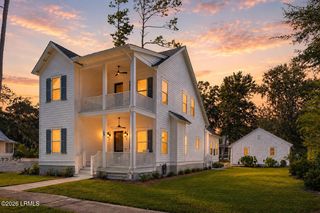 37 Park Square, Beaufort, SC 29907