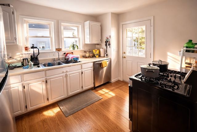 23 Stillman St, Framingham, MA 01702