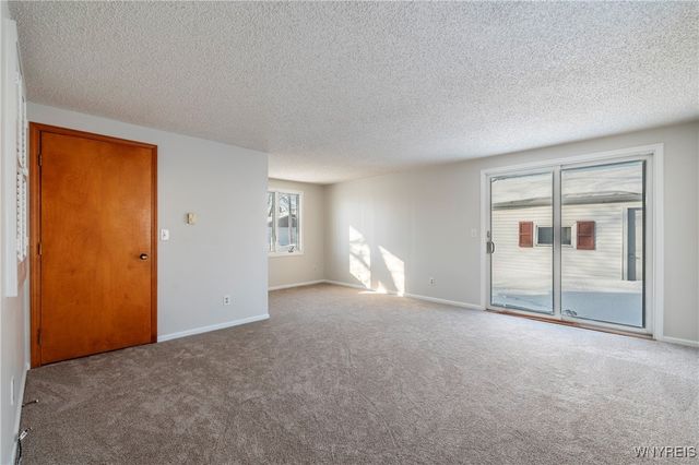 64 Melody Lane, Tonawanda, NY 14150