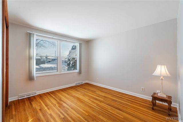 64 Melody Lane, Tonawanda, NY 14150