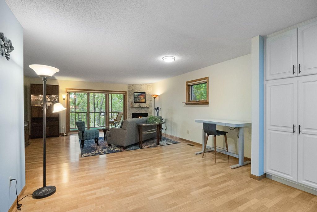 1880 Shady Beach Avenue, Roseville, MN 55113 — photo 3